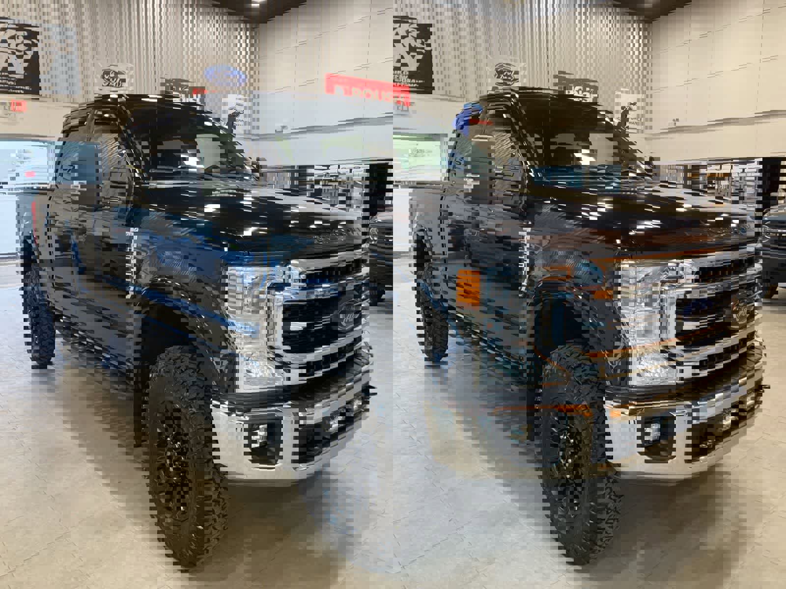 Used 2020 Ford F350 XLT w/ Tremor Off-Road Package image 3