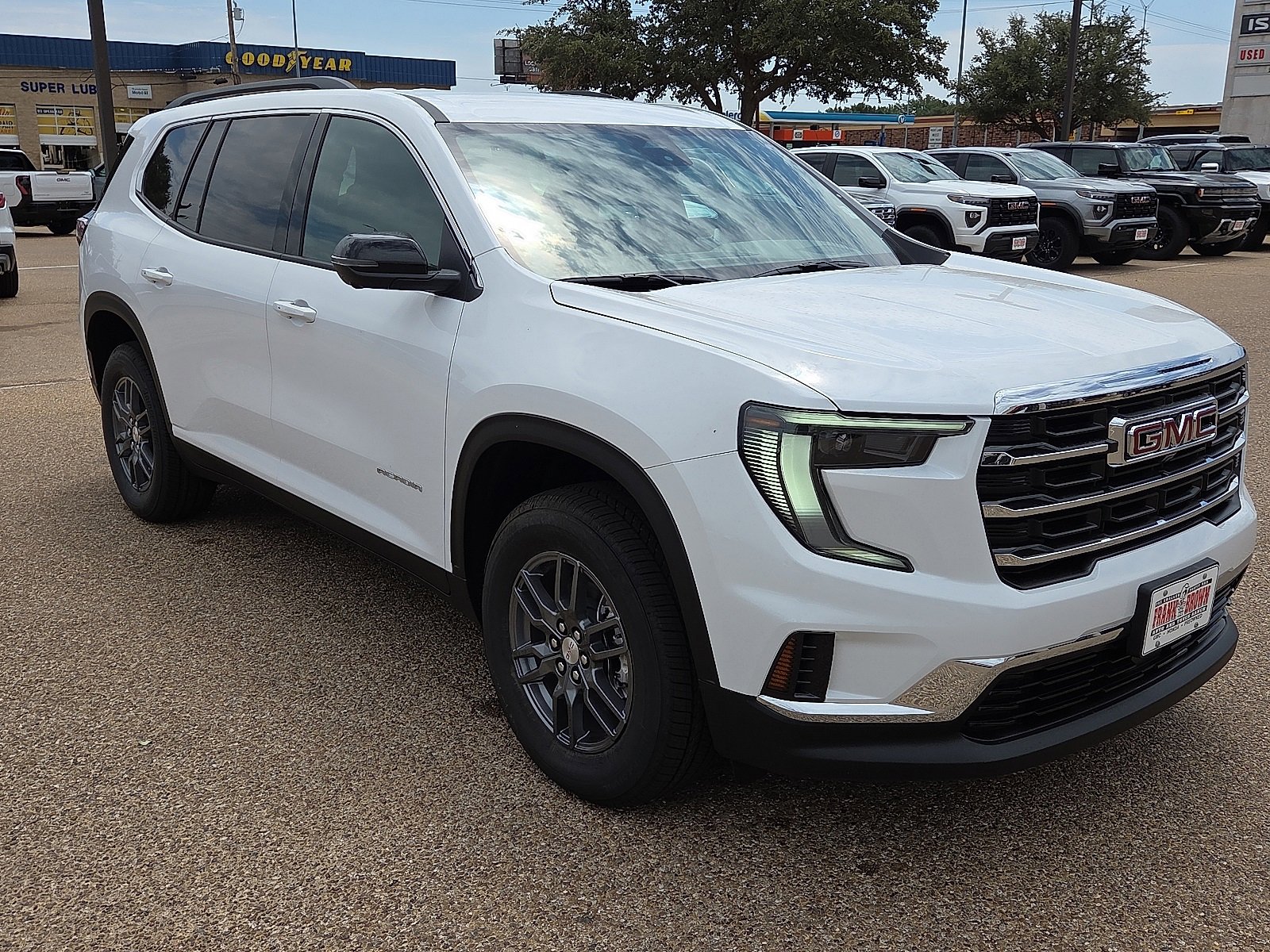 New 2026 GMC Acadia Elevation image 5