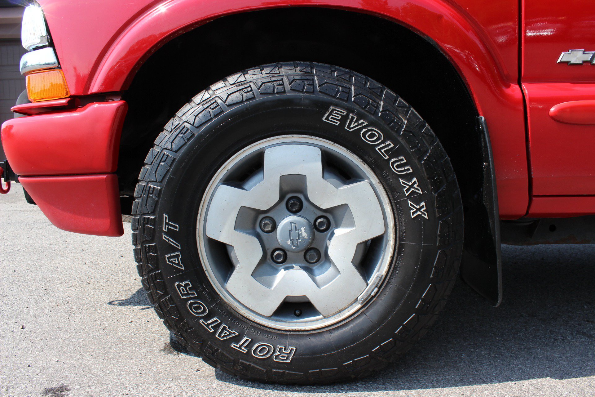 Used 2004 Chevrolet Blazer LS w/ Preferred Equipment Group AWD/4WD image 41
