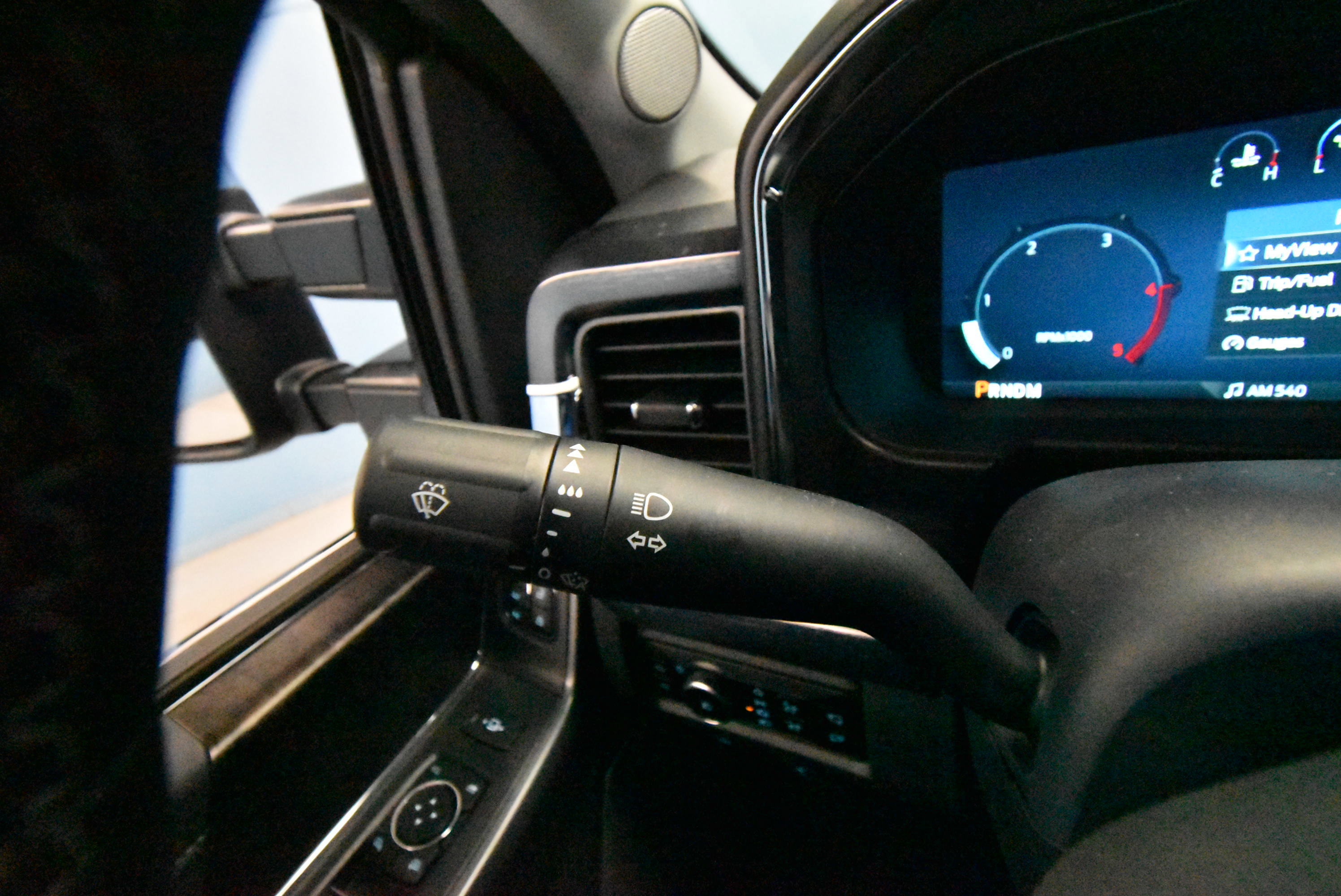 New 2025 Ford F350 Lariat w/ Lariat Ultimate Package image 12