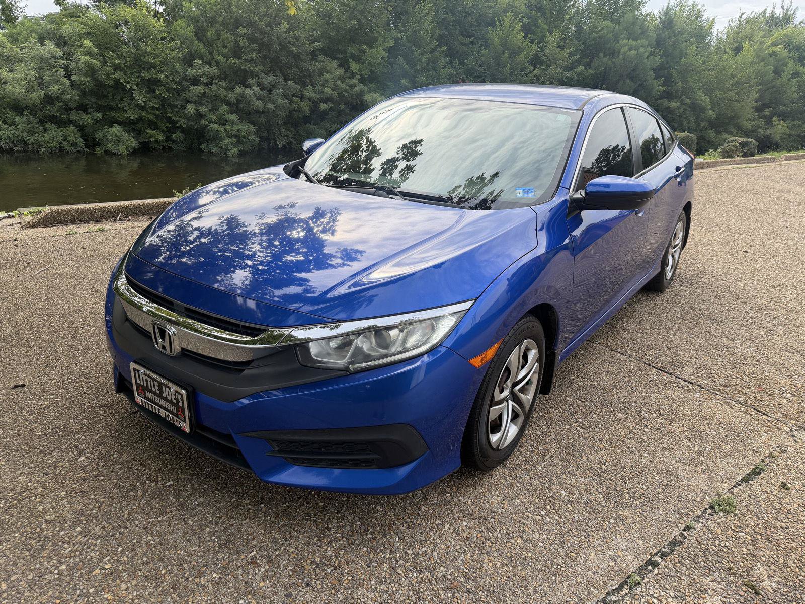Used 2018 Honda Civic LX image 7