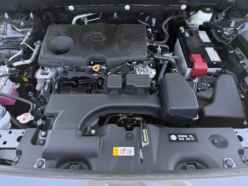 Used 2025 Toyota RAV4 XLE Premium FWD image 30