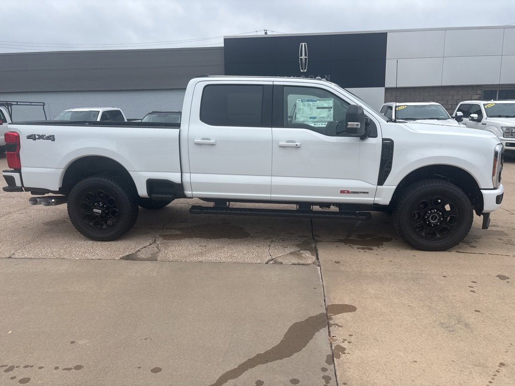 New 2025 Ford F250 Lariat w/ Black Appearance Package image 5