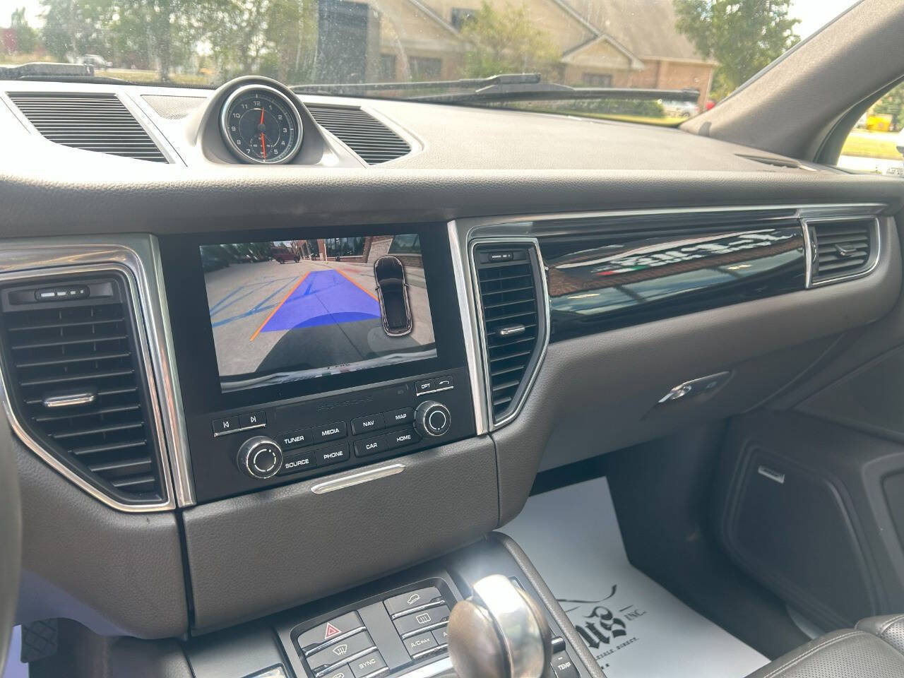 Used 2017 Porsche Macan S image 19