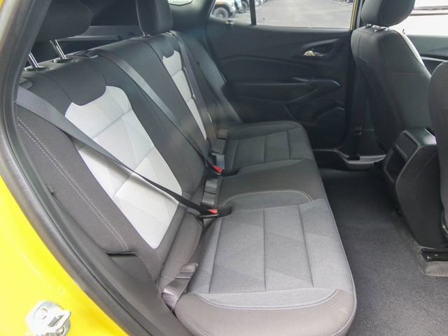 Used 2024 Chevrolet Trax RS w/ Driver Confidence Package FWD image 24