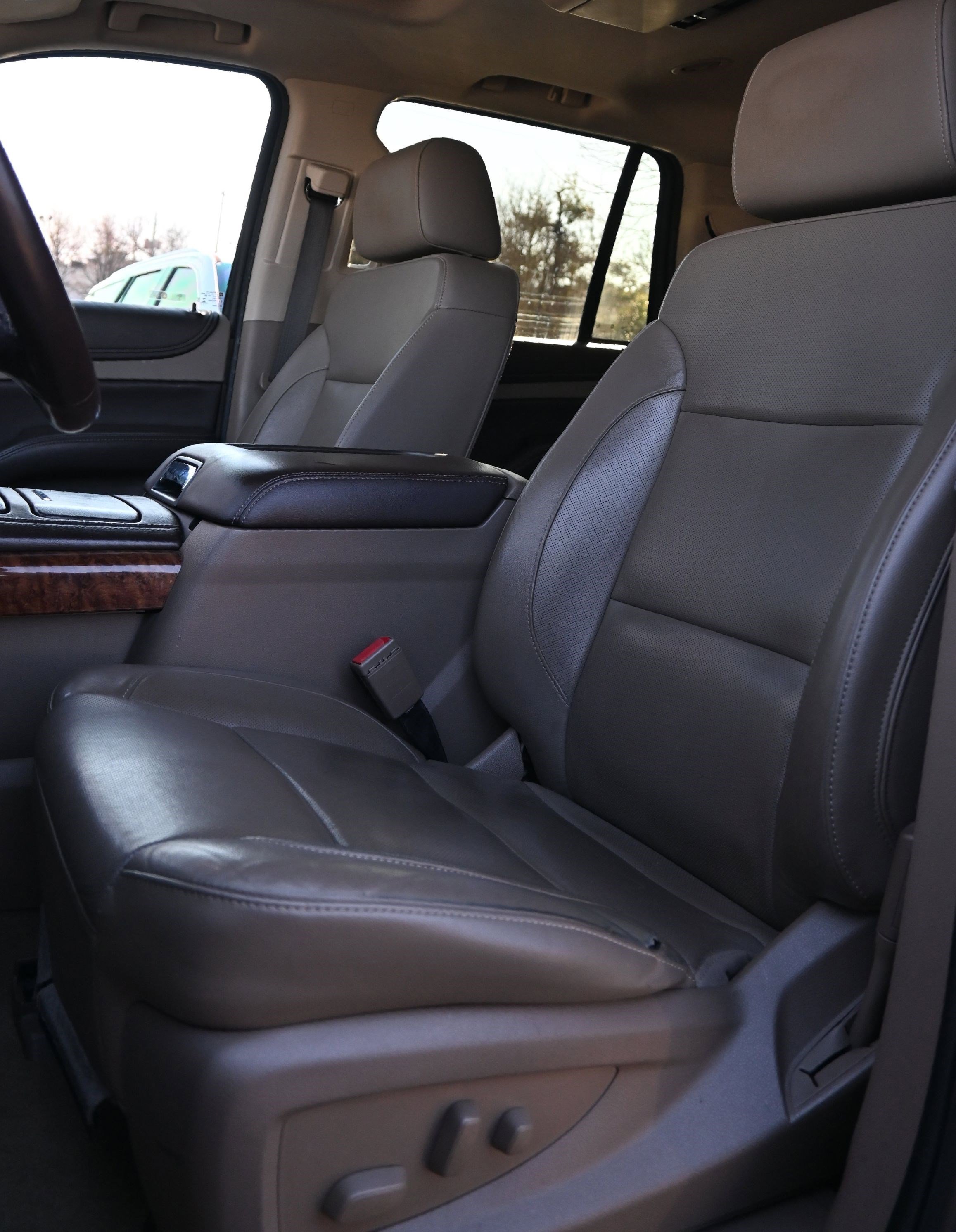 Used 2018 Chevrolet Tahoe Premier image 18