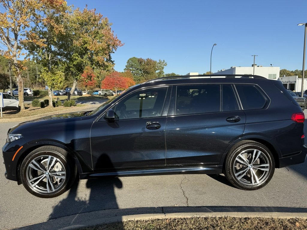 Used 2022 BMW X7 xDrive40i w/ M Sport Package image 4