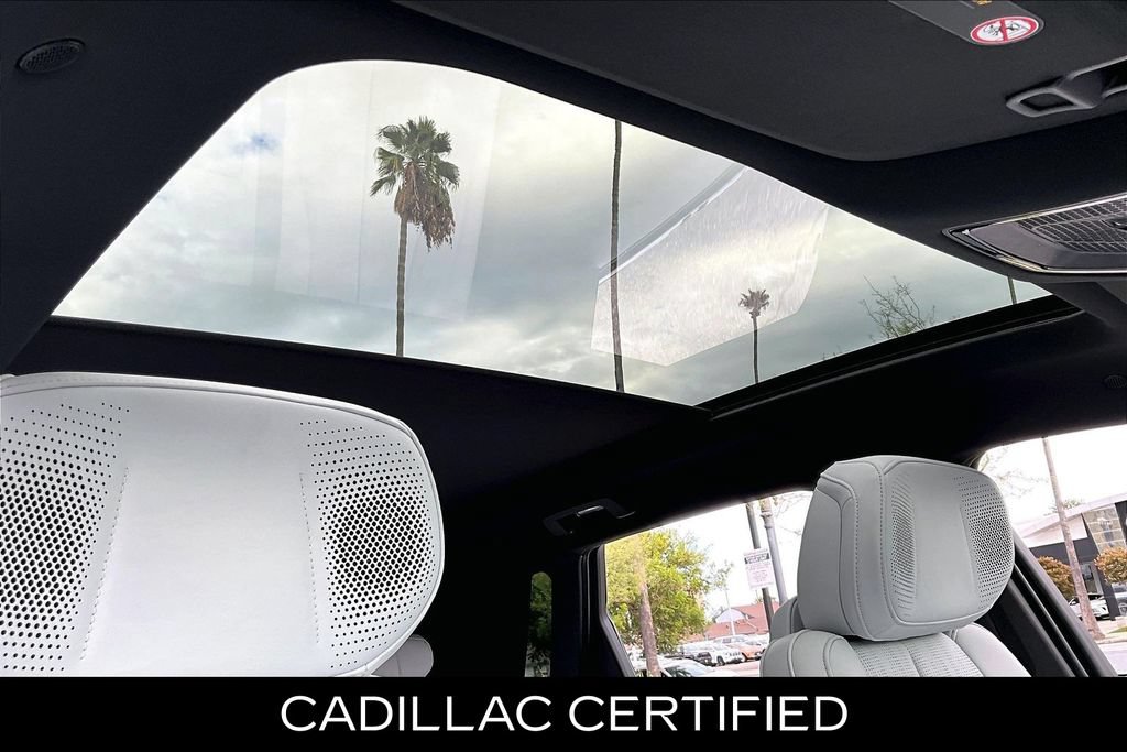 Used 2024 Cadillac Lyriq Luxury RWD image 11
