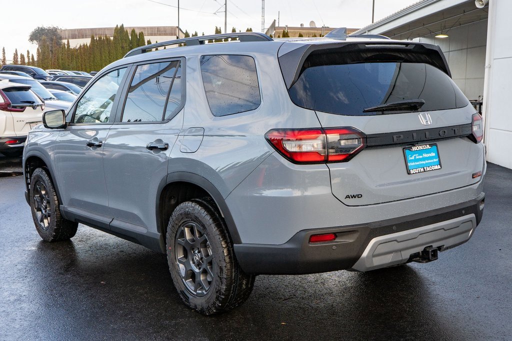 New 2025 Honda Pilot TrailSport image 8