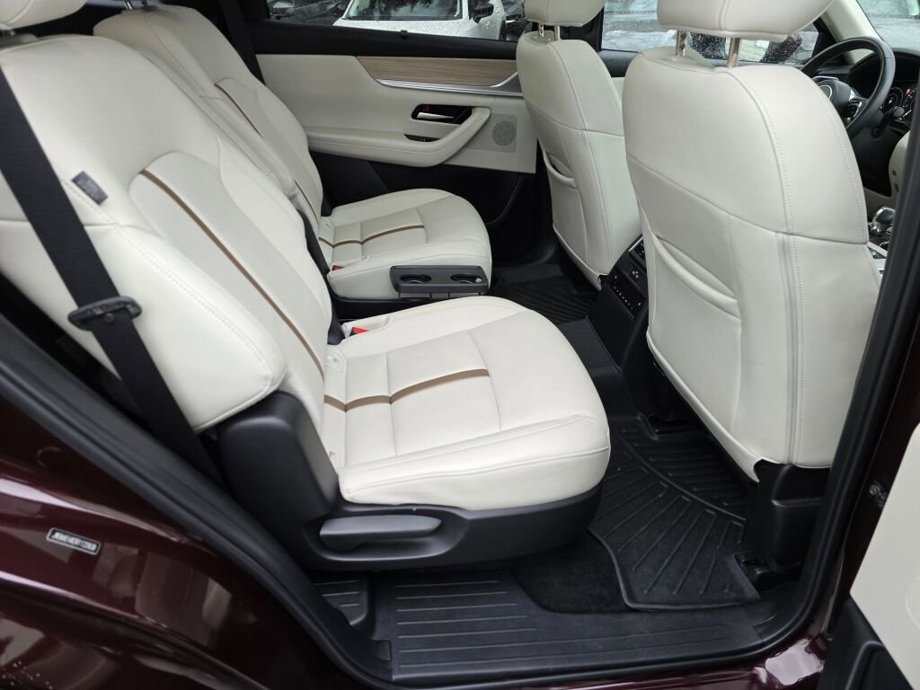 Used 2024 MAZDA CX-90 Plug-In Hybrid w/ Premium Plus image 27