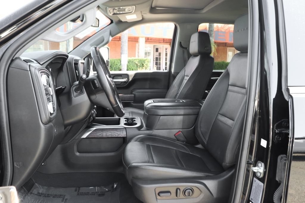 Used 2022 GMC Sierra 3500 Denali AWD/4WD image 21