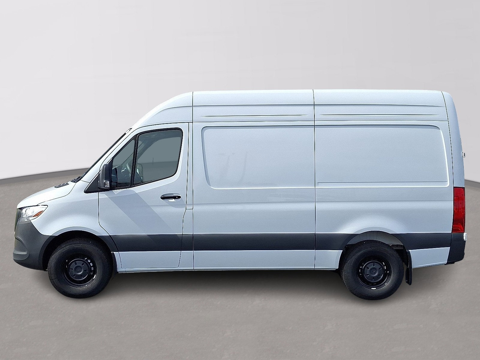 Used 2024 Mercedes-Benz Sprinter 2500 image 7