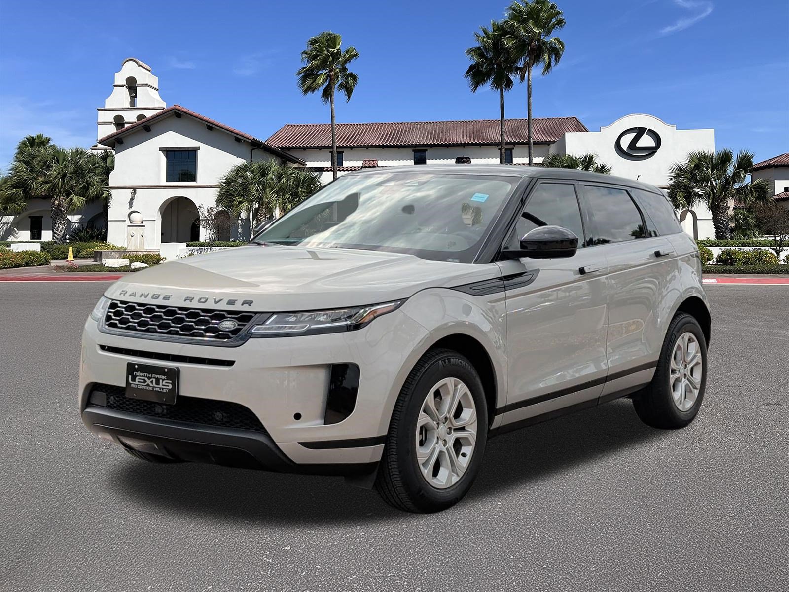 Used 2023 Land Rover Range Rover Evoque S AWD/4WD image 5
