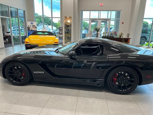 Used 2006 Dodge Viper SRT-10 RWD image 8