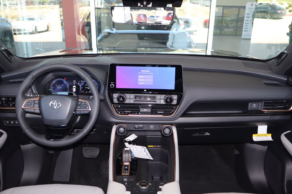 New 2026 Toyota Grand Highlander AWD Hybrid image 42