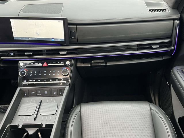 Used 2024 Hyundai Santa Fe Calligraphy image 21