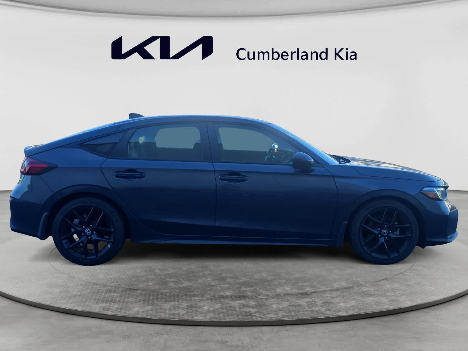 Used 2025 Honda Civic Sport image 4