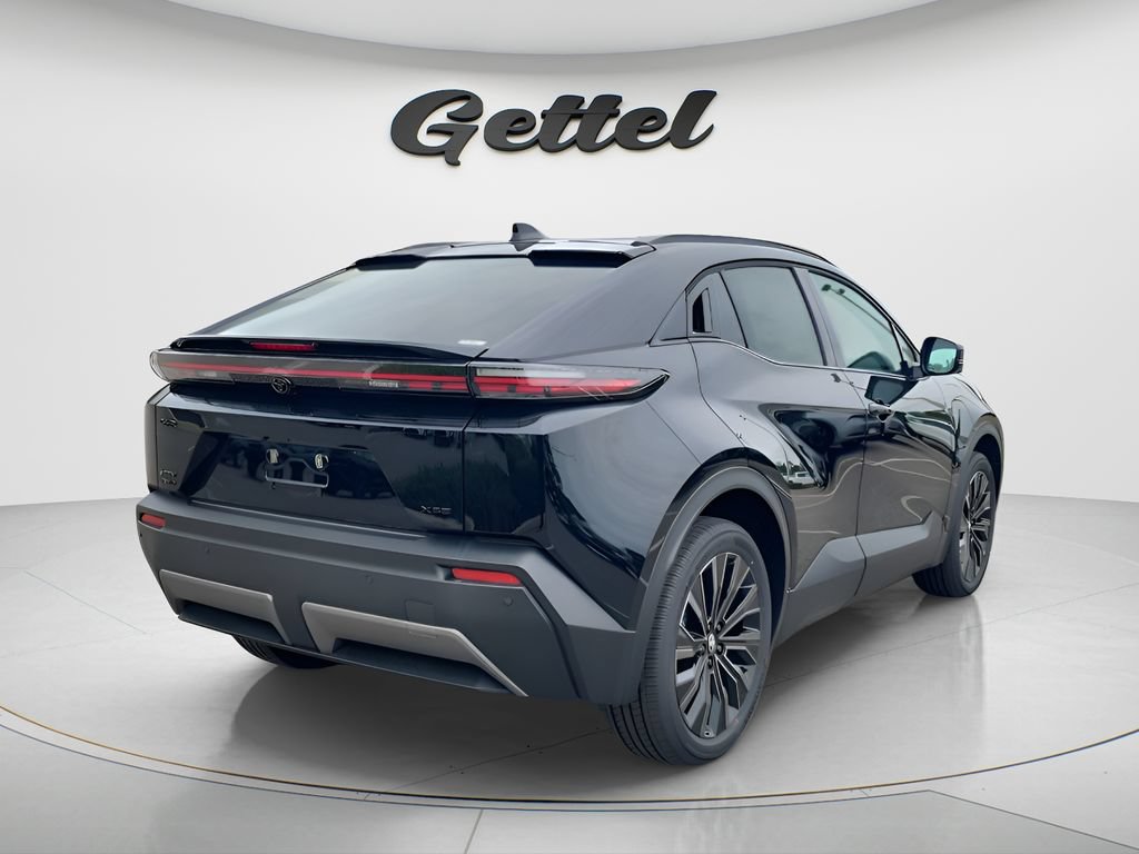Certified 2026 Toyota C-HR AWD/4WD image 5