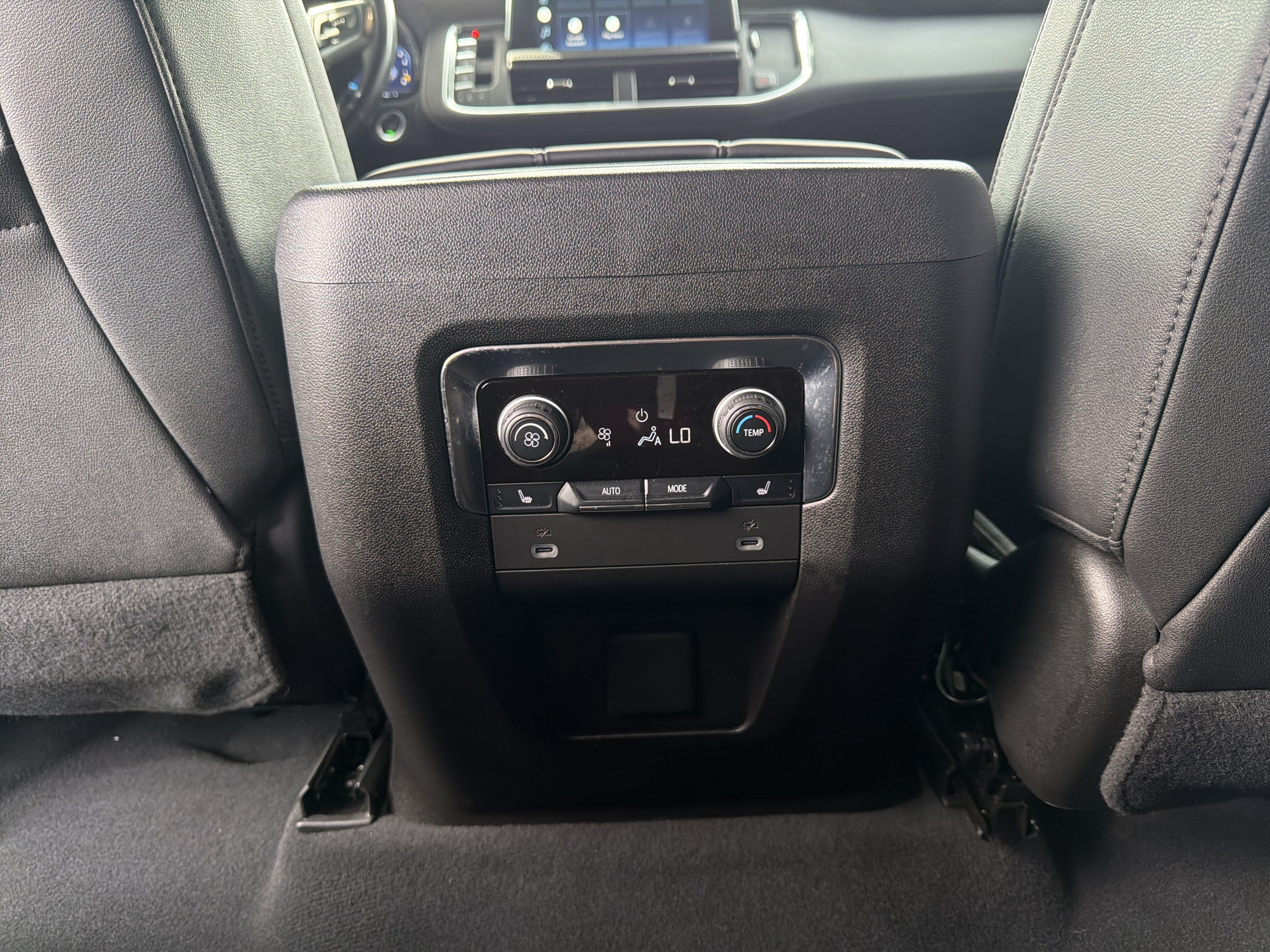 Used 2022 Chevrolet Tahoe LT w/ LT Signature Plus Package RWD image 47