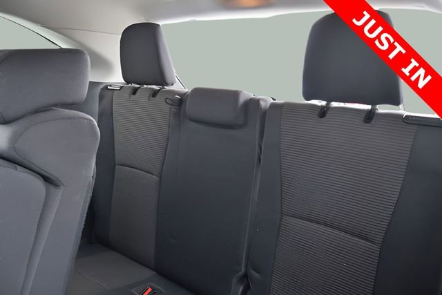 Used 2023 Toyota Highlander LE image 19