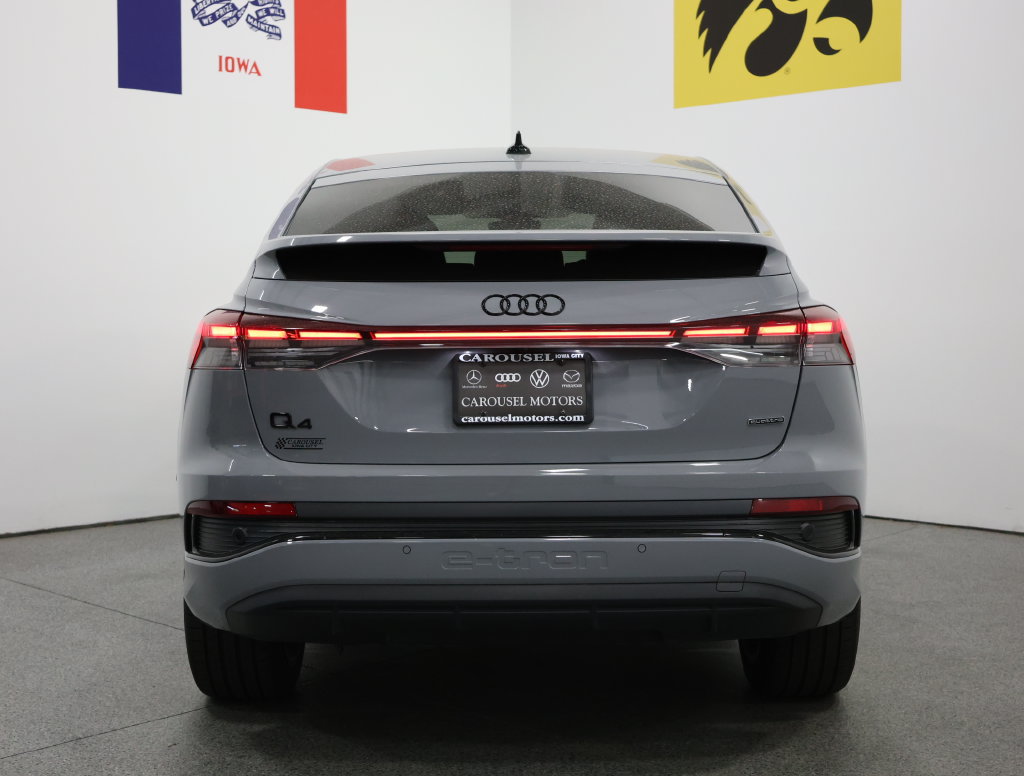 Used 2023 Audi Q4 e-tron Premium Plus w/ Premium Plus AWD/4WD image 11