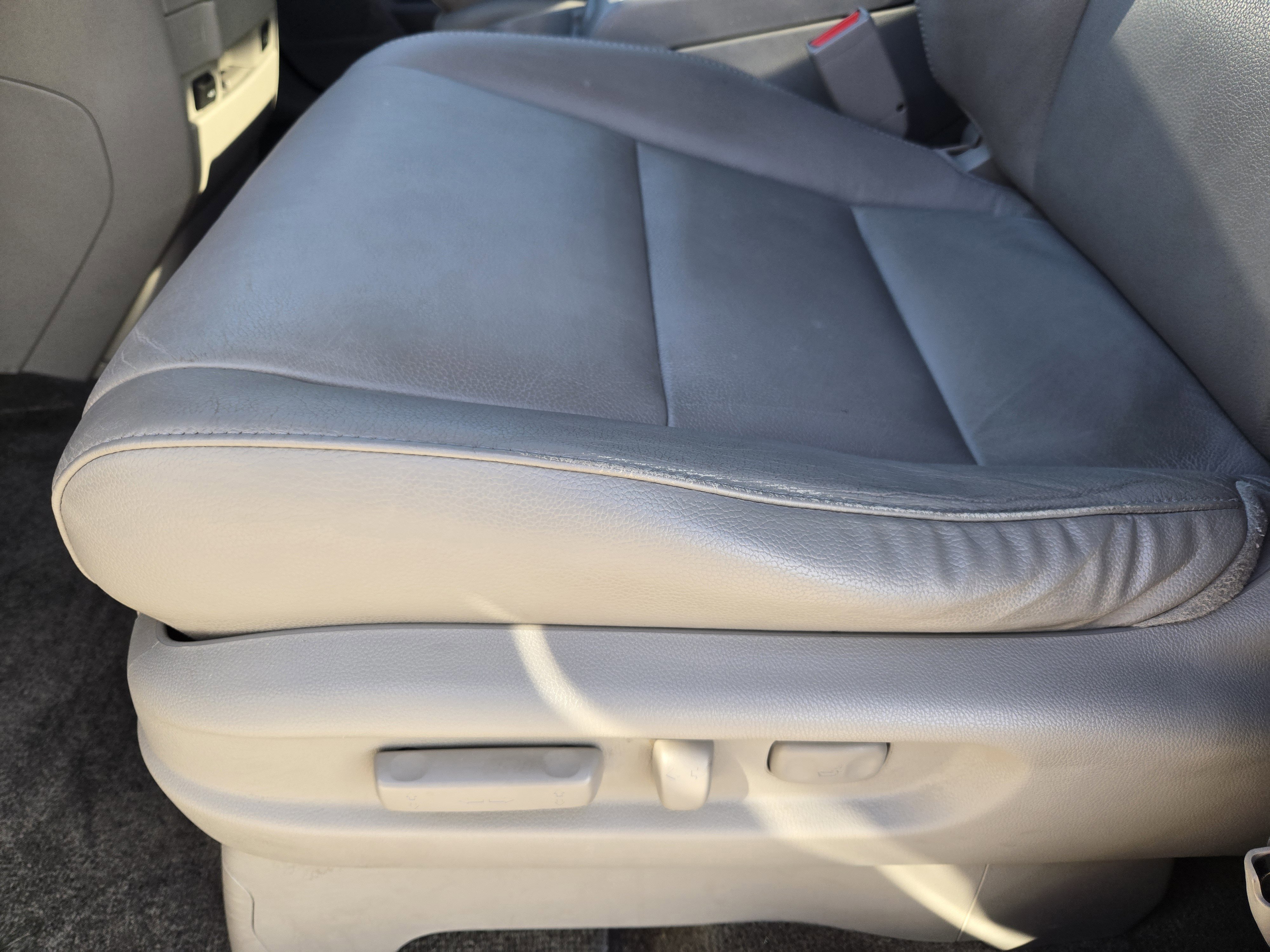 Used 2013 Honda Odyssey Touring image 26