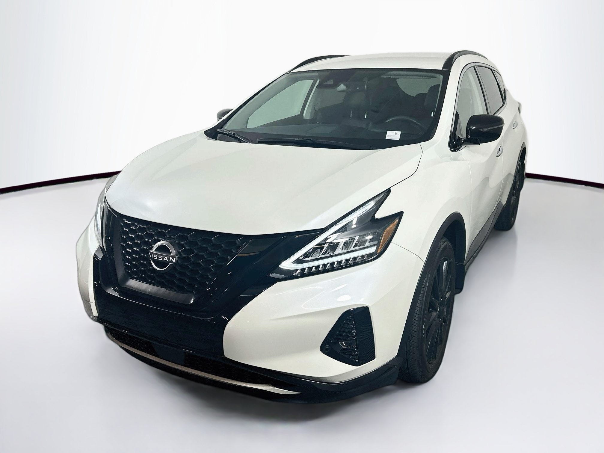 Used 2024 Nissan Murano SV w/ SV Midnight Edition Package FWD image 3