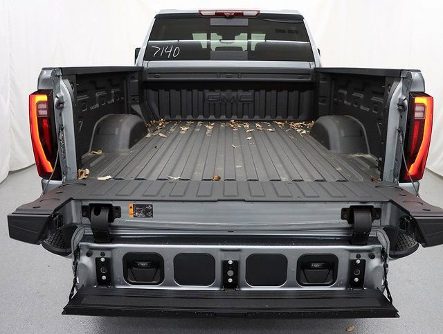 New 2026 GMC Sierra 2500 Denali w/ Denali Reserve Package image 7