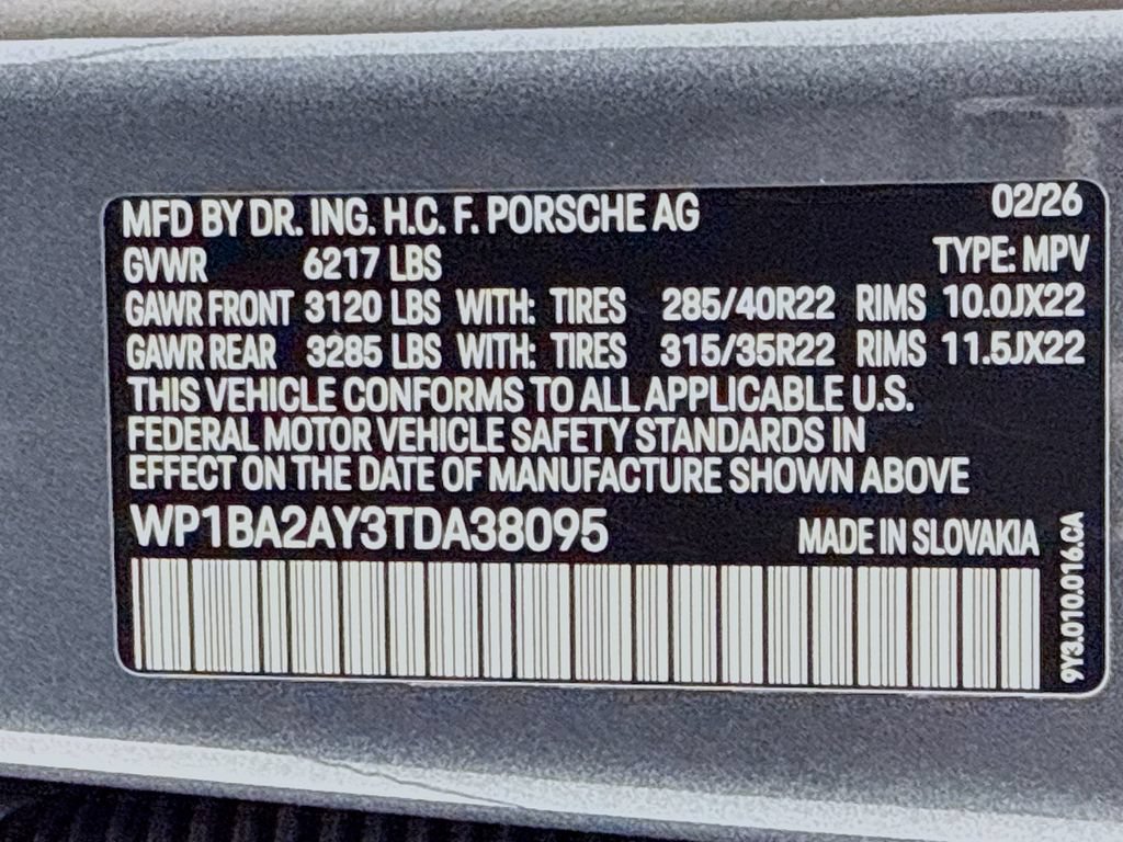 New 2026 Porsche Cayenne Coupe AWD/4WD image 38