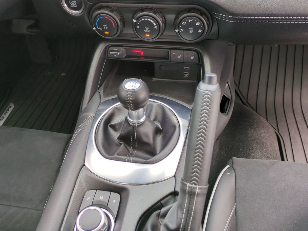 Used 2024 MAZDA MX-5 Miata RF Club w/ Weather Package image 22
