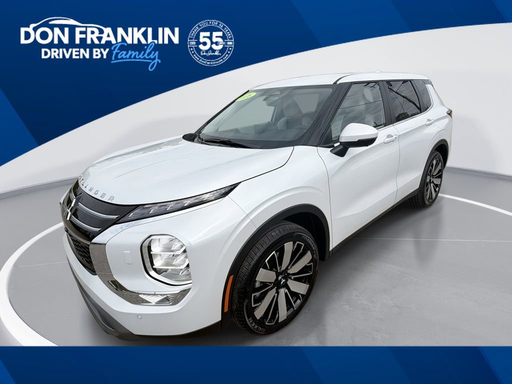 New 2026 Mitsubishi Outlander SE AWD/4WD image 1