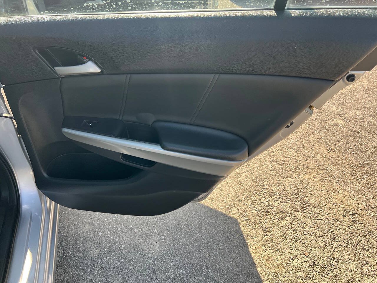 Used 2010 Honda Accord EX-L image 22