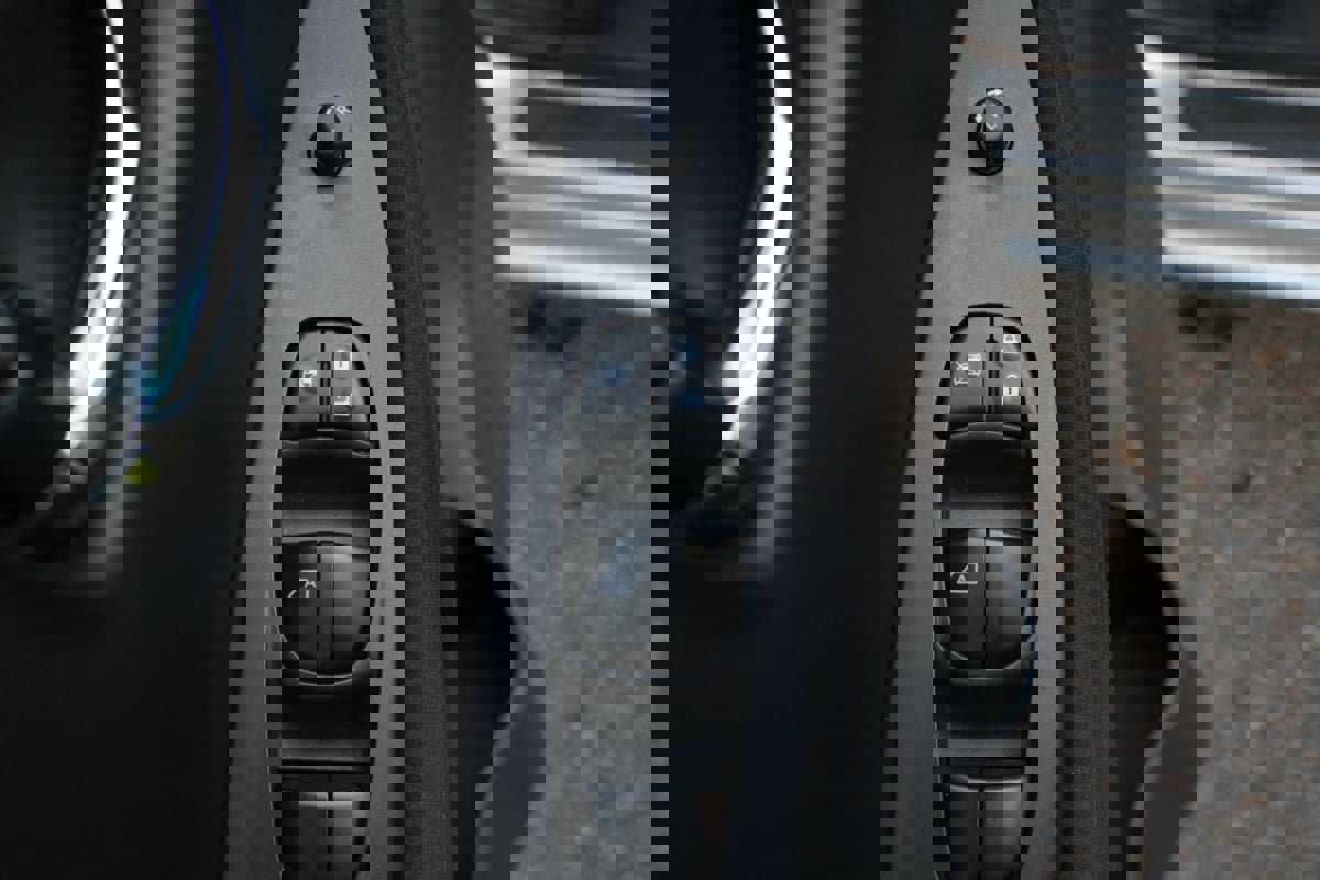 Used 2014 Nissan Leaf S w/ Charge Package image 34