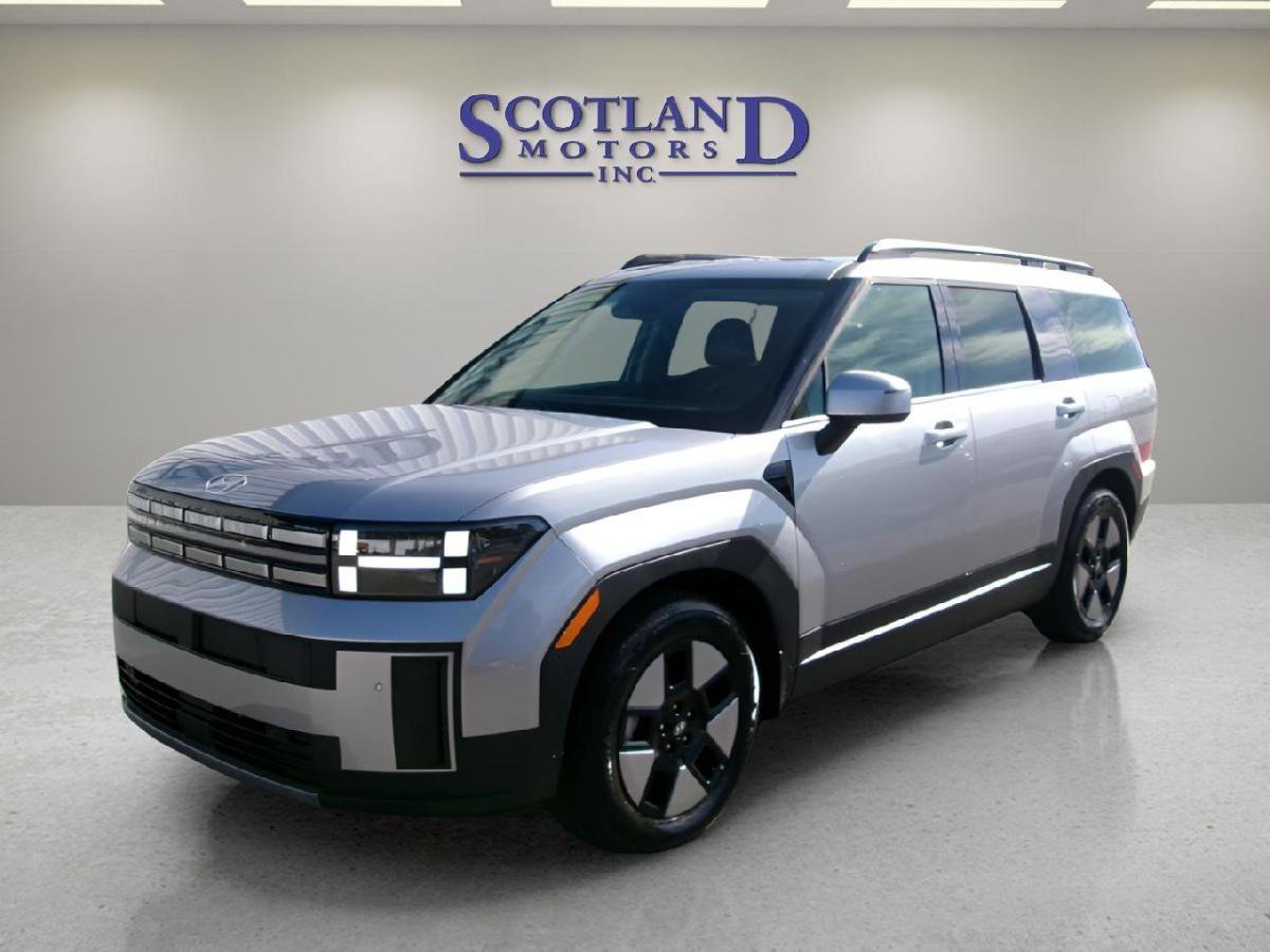 Used 2026 Hyundai Santa Fe SEL image 2