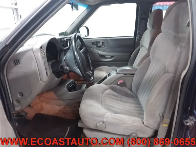 Used 2000 Chevrolet S10 Pickup LS w/ Preferred Equipment Group AWD/4WD image 10