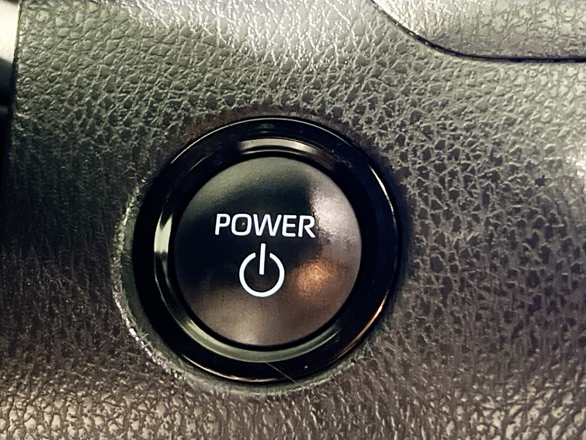 Used 2025 Toyota Camry SE w/ Convenience Package FWD image 23