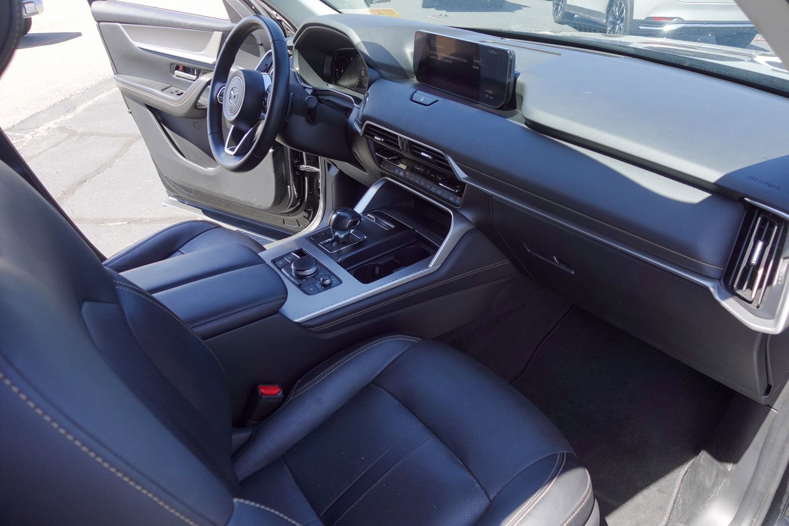 Used 2024 MAZDA CX-90 Plug-In Hybrid w/ Preferred AWD/4WD image 11