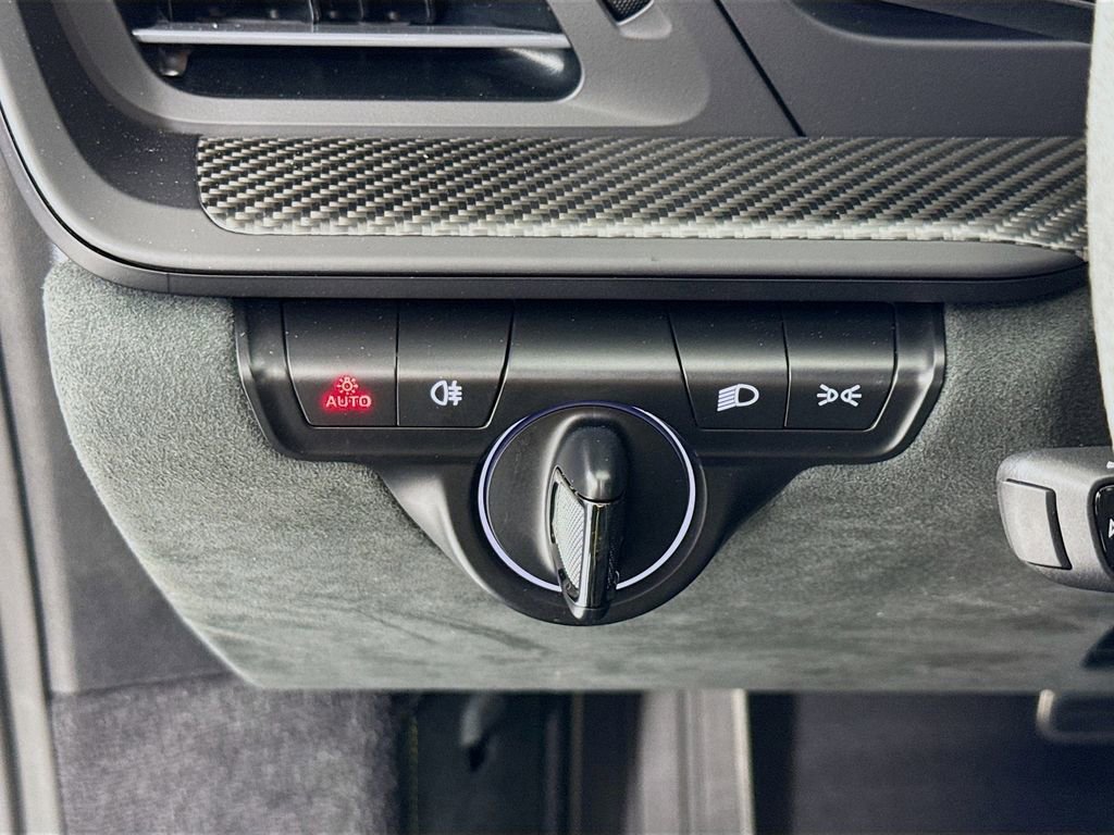 Used 2026 Porsche 911 GT3 RWD image 16