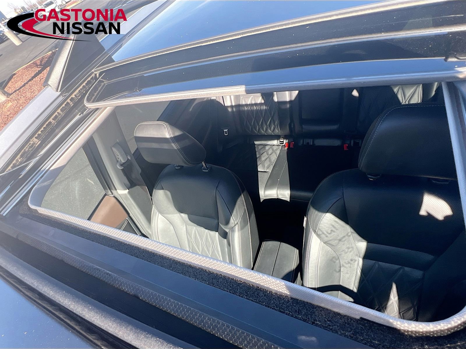 Used 2021 Nissan Rogue Platinum image 29