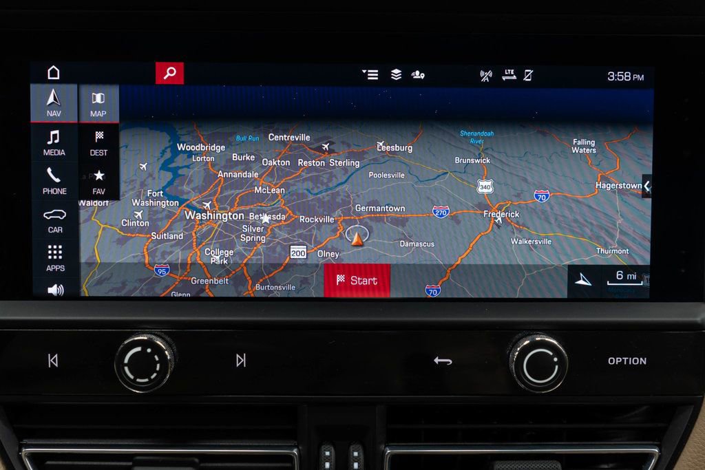 Used 2023 Porsche Macan image 20