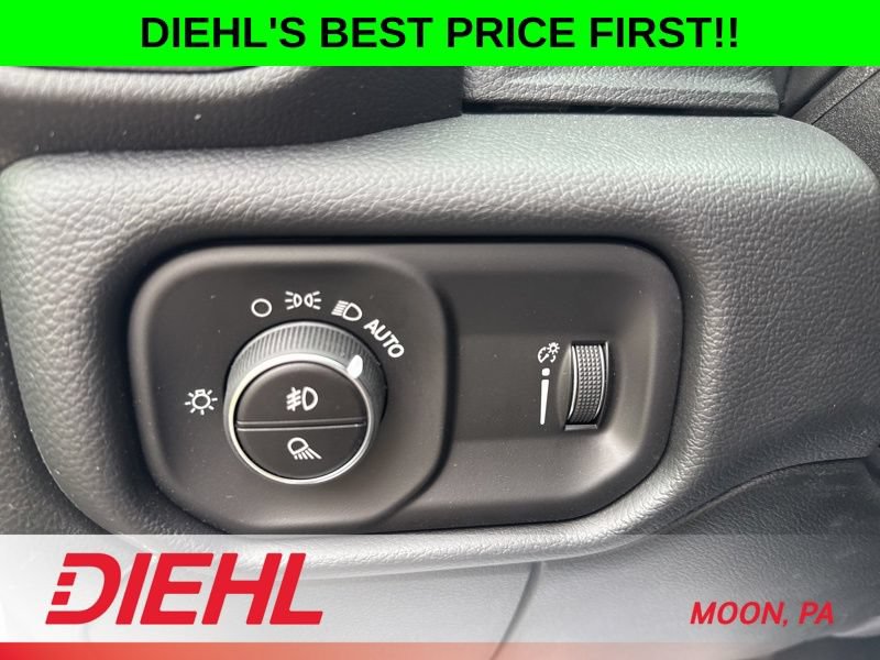 New 2026 RAM 3500 Big Horn AWD/4WD image 25