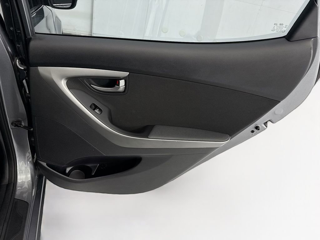 Used 2016 Hyundai Elantra Value Edition FWD image 25