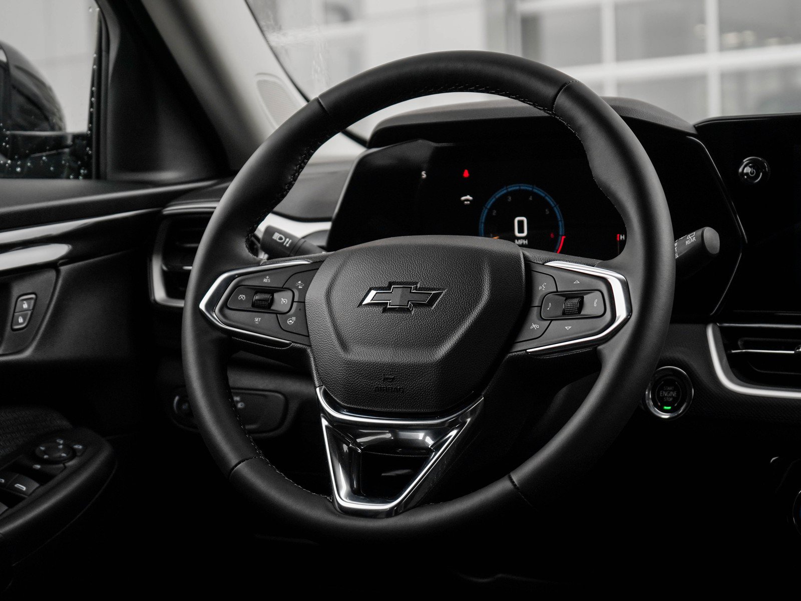 New 2026 Chevrolet TrailBlazer LT w/ Midnight Edition AWD/4WD image 14
