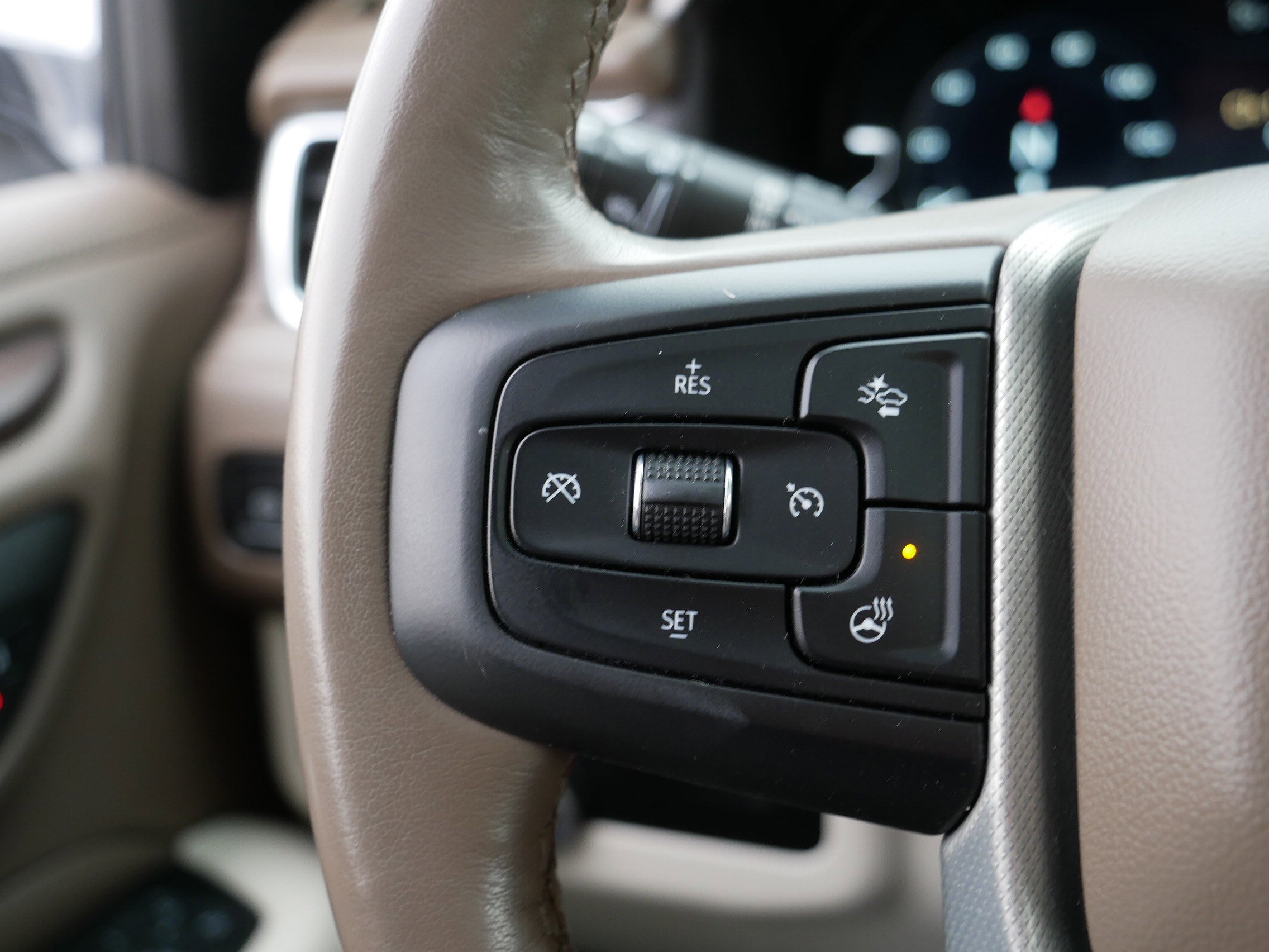 Used 2022 GMC Yukon Denali image 28