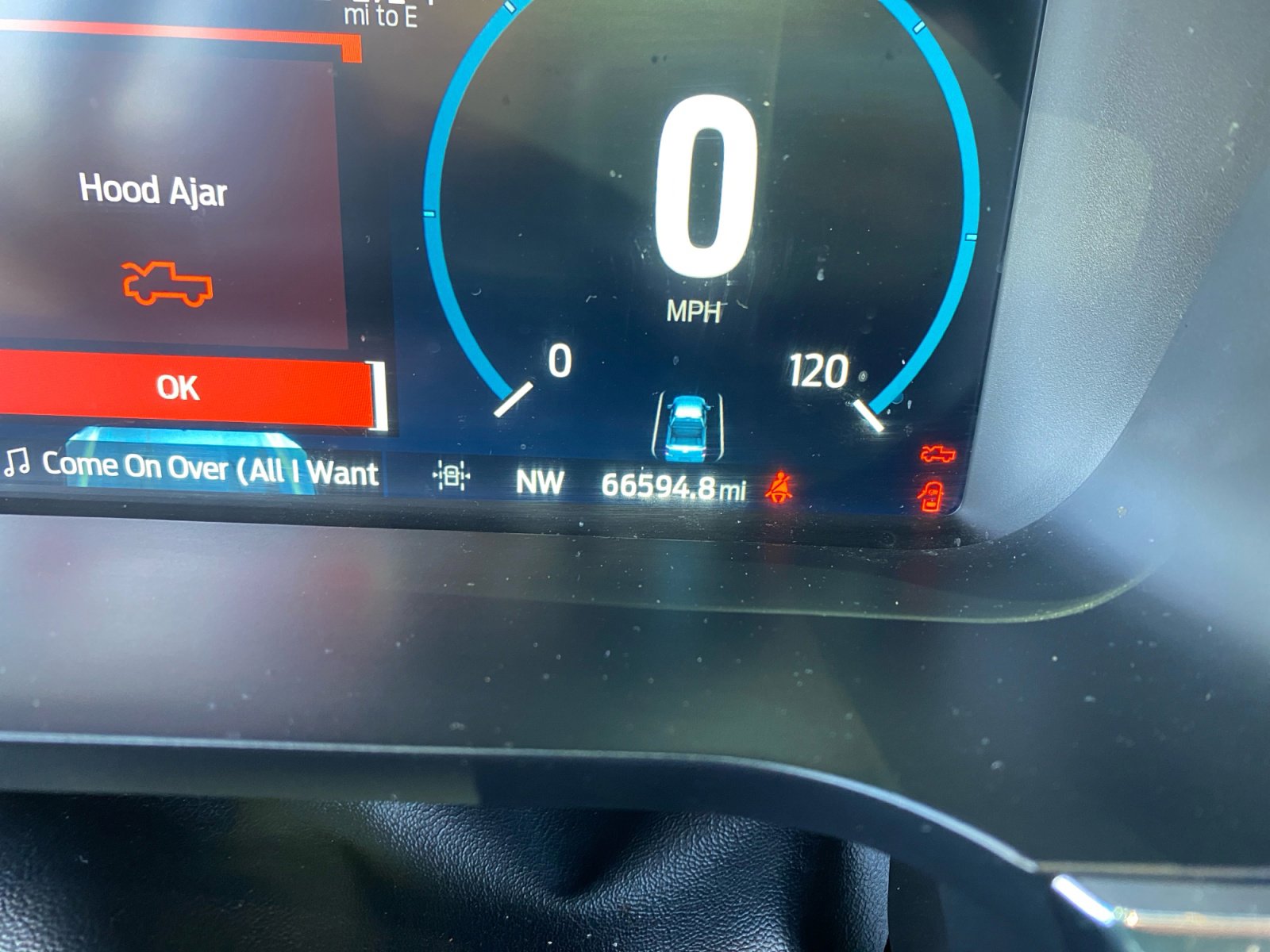 Used 2022 Ford F150 Lariat w/ Equipment Group 502A High image 11