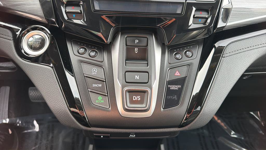 Used 2023 Honda Odyssey Elite image 17