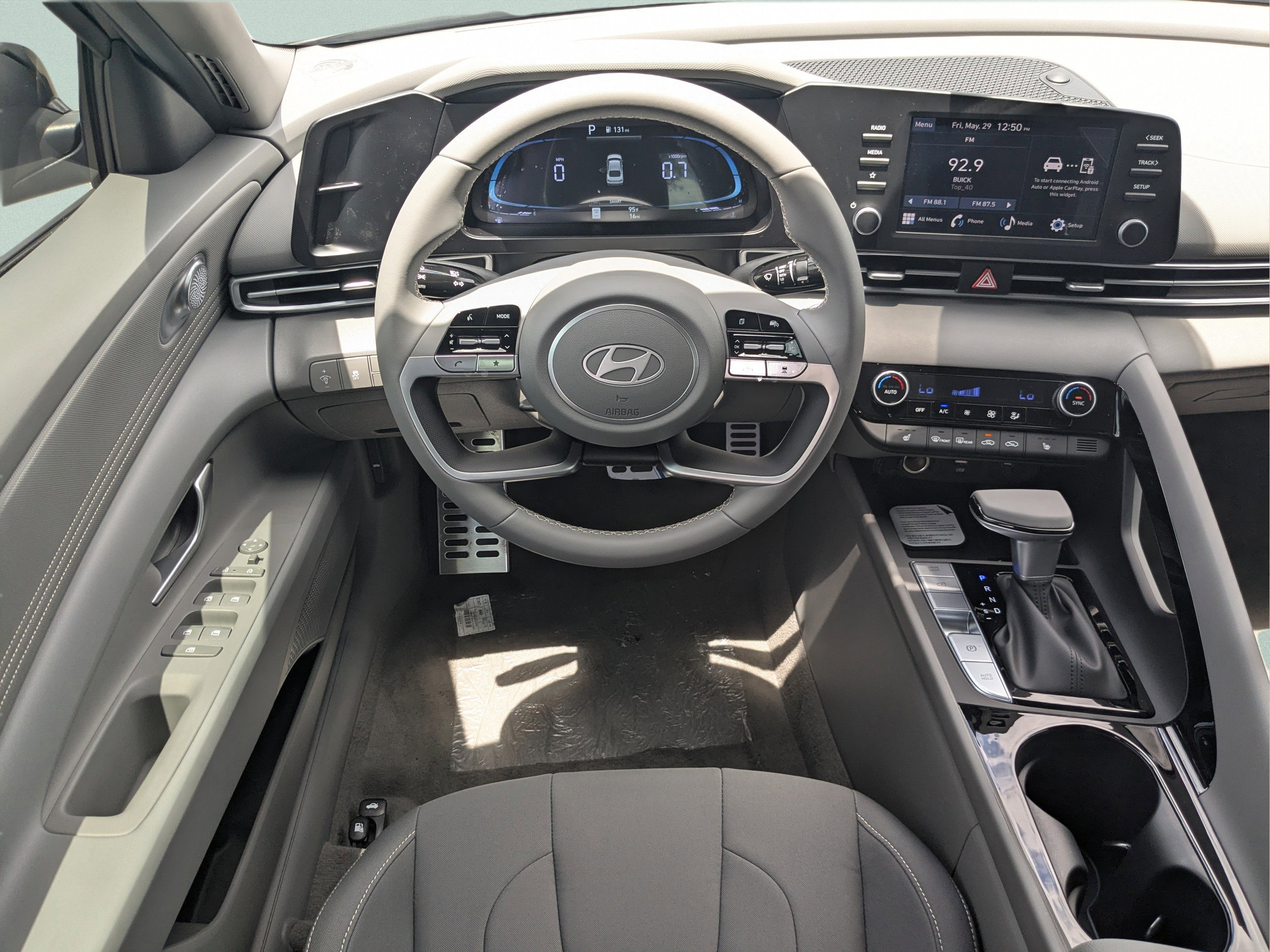 New 2026 Hyundai Elantra SEL Sport Premium FWD image 15