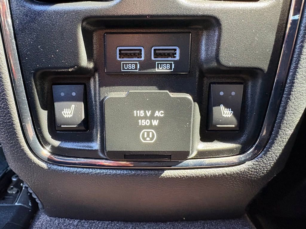 Used 2016 Dodge Durango Limited w/ Nav & Power Liftgate Group image 42