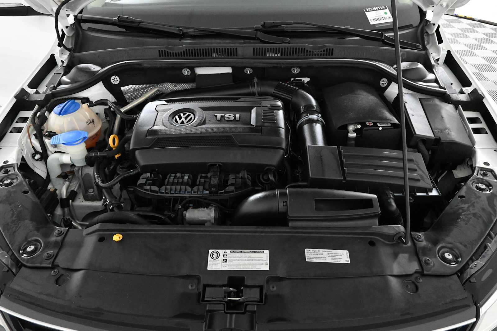 Used 2017 Volkswagen Jetta SEL FWD image 29