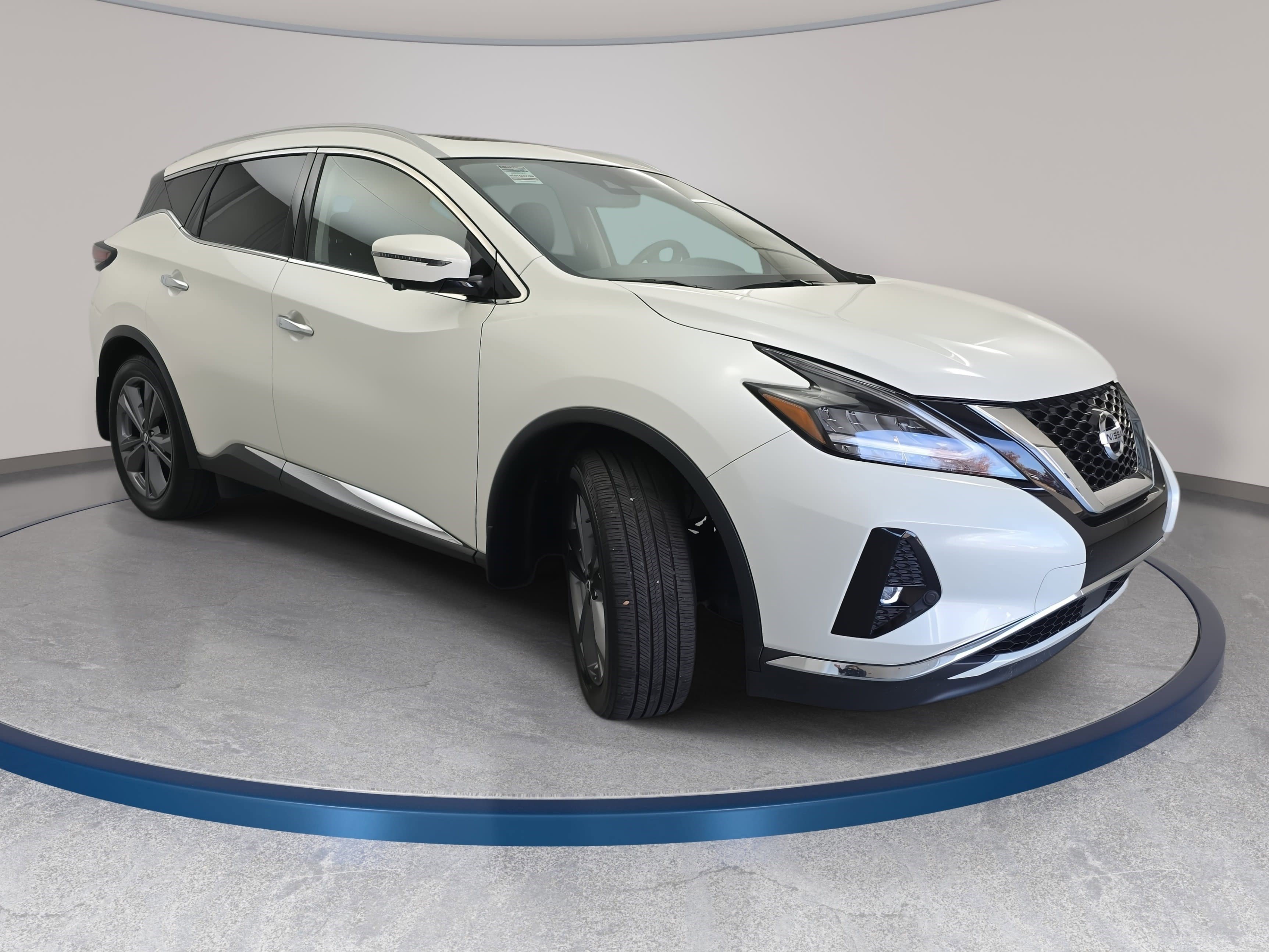Used 2022 Nissan Murano Platinum w/ Cargo Package image 3